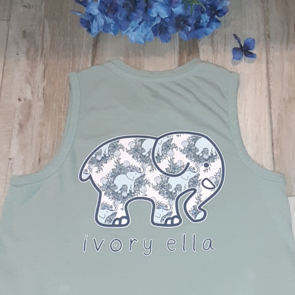 Women’s Ivory Ella Duck Green Tank Top - Picture 6 of 7